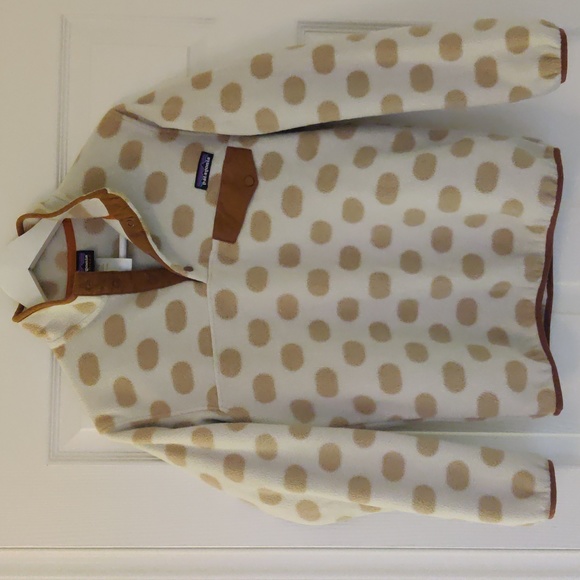 Patagonia women's Snap-T Synchilla fleece pullover sweater in polka dot, XS - Picture 3 of 9